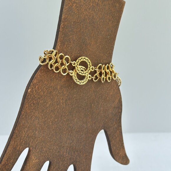 Vintage Gold-Tone Circle Link Bracelet With Filigree Detail 6.75" Long - Picture 8 of 9